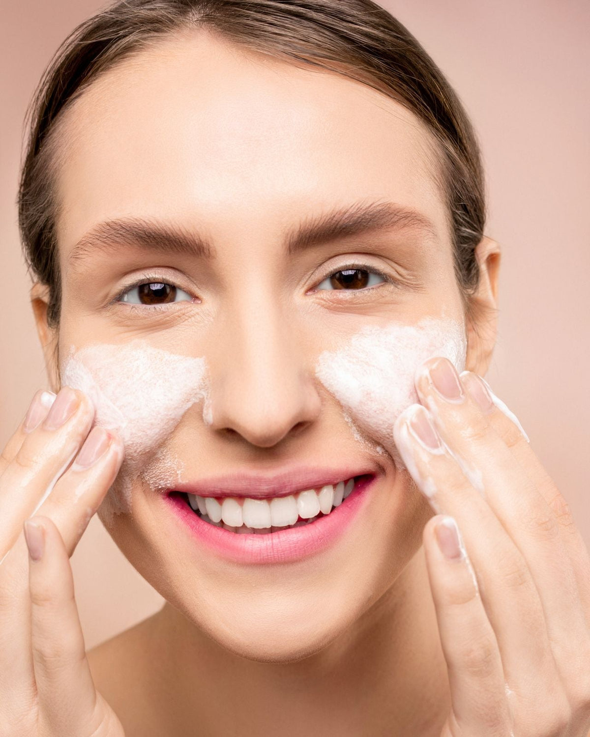 Hydrating Cloud Cleanser