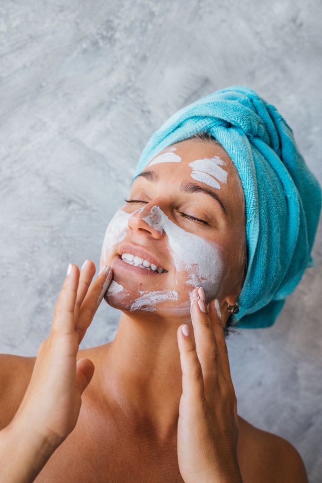 Weekly mask